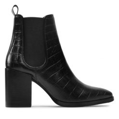 Botki Rage Age. Czarne botki Rage Age, bez wzorów, bez obcasa, na słupku, bez zapięcia. Za 319.99 zł.