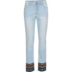 Dżinsy RELAXED z bordiurą w dole nogawki bonprix niebieski "bleached". Jeansy marki bonprix. Za 54.99 zł.
