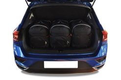 Torby Do Bagażnika Vw T-Roc 2017+ 3Szt Kjust. Czarne torby podróżne KJUST, bez wzorów, z kauczuku. Za 1,020.00 zł.
