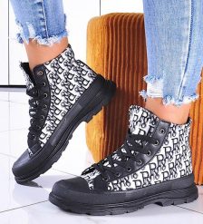 Wysokie damskie trampki czarne /D5-3 11102 W306/ 39. Czarne trampki NoName, bez wzorów, bez zapięcia. Za 59.90 zł.