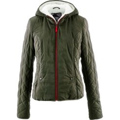 Kurtka pikowana z podszewką typu baranek bonprix ciemnooliwkowy. Kurtki marki QUECHUA. Za 149.99 zł.
