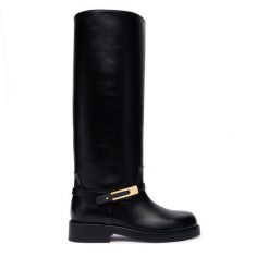 Oficerki Elisabetta Franchi. Czarne kozaki Elisabetta Franchi, bez wzorów, bez obcasa, na płaskiej podeszwie, bez zapięcia. Za 4,549.00 zł.