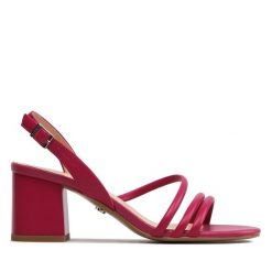 Sandały Eva Longoria. Czerwone sandały Eva Longoria, bez wzorów, bez obcasa, na słupku, bez zapięcia. Za 449.99 zł.