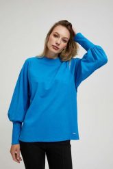 Bluza z bufiastymi rękawami lazurowa. Niebieskie bluzy MOODO, m, bez wzorów, z bawełny, bez kaptura. W wyprzedaży za 44.99 zł.