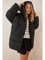 Happiness Istanbul Płaszcz pikowany w kolorze czarnym rozmiar: onesize. Czarne płaszcze Happiness Istanbul, bez wzorów, bez kaptura. Za 135.81 zł.