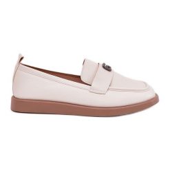 Mokasyny Damskie Eleganckie Z Ozdobnym Małym Detalem Vinceza 62208 Beżowe beżowy. Brązowe mokasyny bez wzorów. Za 190.94 zł.