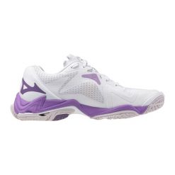 Buty halowe Mizuno Wave Voltage Wos. Białe buty treningowe Mizuno, bez wzorów, ze skóry, bez zapięcia, do biegania, mizuno wave. W wyprzedaży za 400.75 zł.
