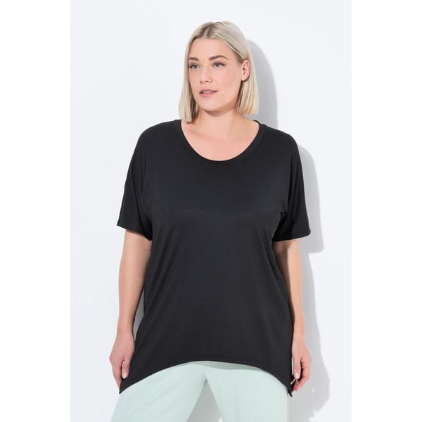 Damskie Koszula funkcjonalna wydłużone boki okrągły dekolt. Czarne koszule Ulla Popken, plus size, bez wzorów, z elastanu, sportowe, bez kołnierzyka, plus size, bez ramiączek. Za 239.99 zł.