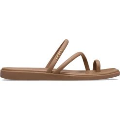 Klapki damskie Crocs Miami Toe Loop Sandal. Brązowe klapki Crocs, bez wzorów, sportowe, bez obcasa, bez zapięcia. Za 200.05 zł.