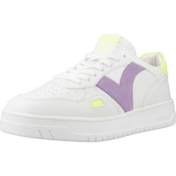 Kapcie VICTORIA 1257121V Biały. Białe kapcie VICTORIA, bez wzorów, z syntetyku. Za 263.99 zł.