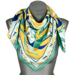 Zielona Chusta Damska Apaszka Pod Szyję Lekka Elegancka Oryginalna Mdb-33. Zielone chusty bez wzorów, z materiału, eleganckie. Za 29.99 zł.