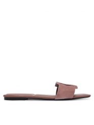 Calvin Klein Klapki Square Flat Sndl Embl Suede HW0HW03055 Beżowy. Brązowe klapki Calvin Klein, bez wzorów, ze skóry, bez obcasa, bez zapięcia. Za 409.99 zł.
