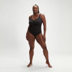 Strój kąpielowy jednoczęściowy damski na basen Speedo Aquanite. Czarne stroje jednoczęściowe Speedo, bez wzorów, sportowe. Za 540.06 zł.