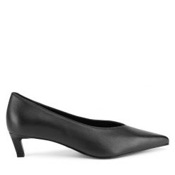 Szpilki GINO ROSSI. Czarne szpilki Gino Rossi, bez wzorów, bez obcasa, na szpilce, bez zapięcia. Za 299.99 zł.