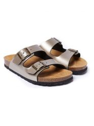 Mandel Klapki "Alberto" w kolorze brązowym rozmiar: 38. Brązowe klapki Mandel, bez wzorów, klasyczne, z otwartym noskiem, bez obcasa, bez zapięcia. Za 121.99 zł.