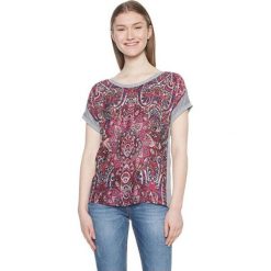 Desigual T-shirt damski TS Sevilla Granate 18WWTKAF 3032 (rozmiar S). T-shirty Desigual, s, bez wzorów, bez kołnierzyka, bez ramiączek. W wyprzedaży za 119.00 zł.