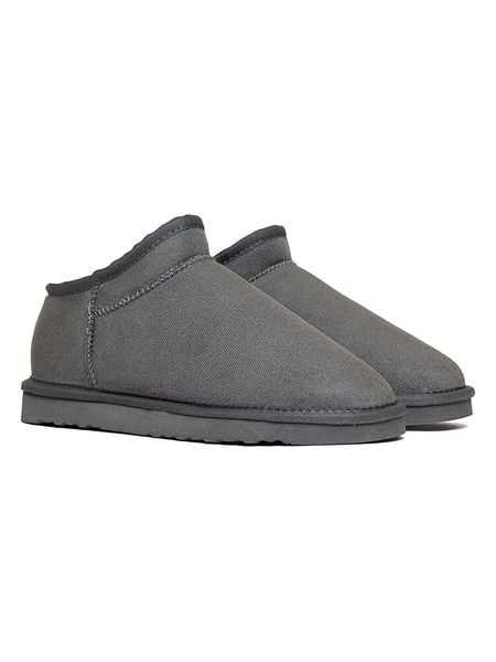 ISLAND BOOT Botki "Floella" w kolorze antracytowym rozmiar: 36. Czarne botki Island Boot, bez wzorów, bez obcasa, bez zapięcia. Za 114.71 zł.