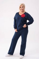 Bawełniany granatowy komplet dresowy Comfy - bluza z różą + długie spodnie PLUS SIZE XXL OVERSIZE. Niebieskie bluzy Moda Size Plus Iwanek, plus size, z aplikacjami, z bawełny, bez kaptura, trekkingowe. Za 349.90 zł.