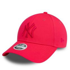Czapka z daszkiem New Era. Czerwone czapki z daszkiem New Era, bez wzorów. Za 119.99 zł.