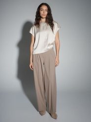 OPUS Bluzka "Festiva" w kolorze kremowym rozmiar: 42. Brązowe bluzki Opus, bez wzorów, bez kołnierzyka, bez ramiączek. Za 117.99 zł.