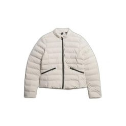 Damska kurtka puchowa Superdry. Szare kurtki Superdry, bez wzorów, z puchu, bez kaptura. W wyprzedaży za 474.40 zł.