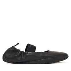 Baleriny Calvin Klein. Czarne baleriny Calvin Klein, bez wzorów, bez obcasa, bez zapięcia. Za 409.99 zł.