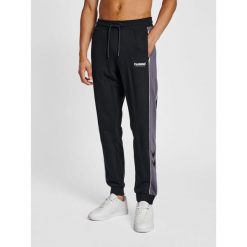 Jogging Hummel GC Julian. Niebieskie szorty Hummel, bez wzorów, z dresówki, sportowe. Za 252.60 zł.