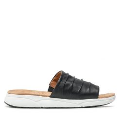 Klapki Caprice. Czarne klapki Caprice, bez wzorów, bez obcasa, bez zapięcia. Za 219.99 zł.