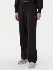 Puma Spodnie dresowe Ess 629774 Czarny Straight Fit. Czarne spodnie dresowe Puma, bez wzorów, z bawełny. Za 179.99 zł.