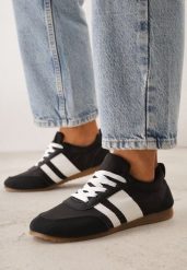 Czarne Sneakersy Kultowe Tenisówki z Marszczeniem przy Pięcie Rhodophine. Czarne trampki Born2be, bez wzorów, z jeansu, eleganckie, bez zapięcia. Za 109.99 zł.