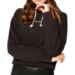 Sweter Champion z czarnym kolorem dla kobiet. Czarne swetry Champion, m, bez wzorów, z bawełny, bez ramiączek. Za 288.15 zł.