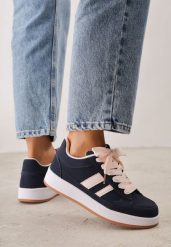 Granatowe Sneakersy Basic z Paskami na Boku Adila. Niebieskie buty sportowe lifestyle Renee, bez wzorów, z jeansu, klasyczne, bez zapięcia. Za 99.99 zł.