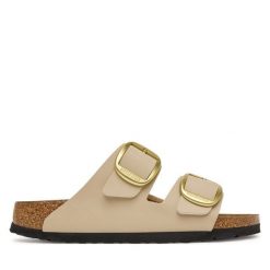 Klapki Birkenstock. Brązowe klapki Birkenstock, bez wzorów, bez obcasa, bez zapięcia. Za 539.99 zł.