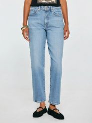 Jeansy damskie niebieskie betty 271. Niebieskie jeansy BIG STAR, l, bez wzorów, z jeansu, vintage, z podwyższonym stanem. Za 299.99 zł.