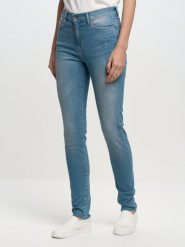 Jeansy damskie skinny niebieskie Adela 172. Niebieskie jeansy BIG STAR, l, bez wzorów, z jeansu, eleganckie. W wyprzedaży za 249.99 zł.