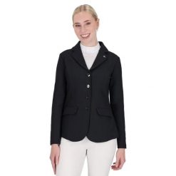 Damska kurtka konkursowa QHP Amilara. Czarne kurtki QHP, na zimę, bez wzorów, z elastanu, eleganckie, bez kaptura. Za 562.50 zł.