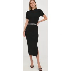 Karl Lagerfeld sukienka 225W1350 kolor czarny midi dopasowana. Czarne sukienki KARL LAGERFELD, s, bez wzorów, z materiału, bez kołnierzyka, bez ramiączek, midi, dopasowane. Za 1,399.90 zł.