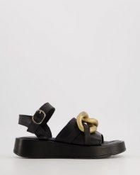 SANDAŁY Z ŁAŃCUCHEM 1095 LEA BLACK. Czarne sandały Venezia, bez wzorów, ze skóry, bez obcasa, na platformie, bez zapięcia. Za 289.00 zł.