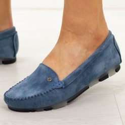 Niebieskie skórzane mokasyny damskie Filippo Dp2037/26. Niebieskie mokasyny Filippo, bez wzorów, z jeansu, z okrągłym noskiem. W wyprzedaży za 175.12 zł.