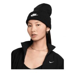 Czapka Zimowa Nike Peak. Czarne czapki zimowe Nike, bez wzorów, z materiału, klasyczne. Za 147.80 zł.