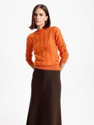 BGN Sweter w kolorze pomarańczowym rozmiar: 40. Pomarańczowe swetry BGN, bez wzorów, bez ramiączek. Za 110.04 zł.