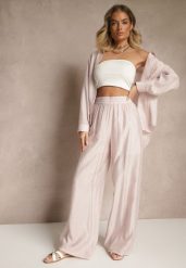Jasnoróżowe Spodnie Palazzo High Waist z Szeroką Nogawką i Gumką w Talii Jenarielis. Czerwone jeansy Renee, bez wzorów, z jeansu, z podwyższonym stanem. W wyprzedaży za 56.99 zł.