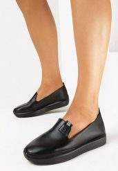 Czarne Półbuty ze Skóry Naturalnej na Platformie Tomani. Czarne półbuty wsuwane Born2be, bez wzorów, ze skóry, eleganckie, bez obcasa, na platformie. W wyprzedaży za 135.99 zł.