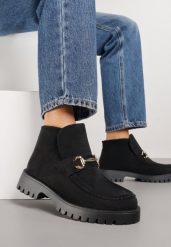 Czarne Botki w Stylu Loafersów Zdobione Metaliczną Aplikacją Aqianey. Czarne botki Renee, z aplikacjami, z jeansu, klasyczne, bez obcasa, na płaskiej podeszwie, bez zapięcia. Za 129.99 zł.