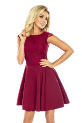 Sukienka Elegancka Rozkloszowana z Koronką - Bordowa. Czerwone sukienki NUMOCO, s, bez wzorów, z koronki, eleganckie, bez kołnierzyka, bez ramiączek, rozkloszowane. Za 260.90 zł.