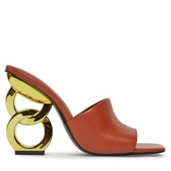Klapki Kat Maconie. Brązowe klapki Kat Maconie, bez wzorów, bez obcasa, bez zapięcia. Za 1,519.00 zł.