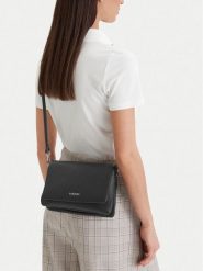 Lasocki Torebka CEO-LSK-X-003-07 Czarny. Czarne listonoszki Lasocki, bez wzorów, z materiału, bez dodatków. Za 159.99 zł.