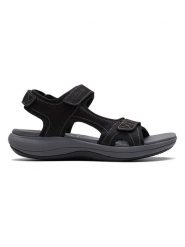 Clarks Sandały "Mira Bay" w kolorze czarnym rozmiar: 39. Czarne sandały Clarks, bez wzorów, klasyczne, z otwartym noskiem, bez obcasa, bez zapięcia. Za 158.10 zł.