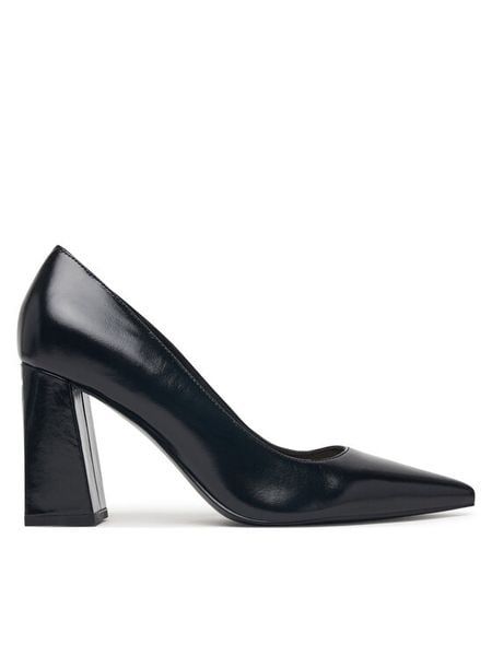 Guess Czółenka FLFBAR LEP08 Czarny. Czarne czółenka Guess, z aplikacjami, ze skóry, bez obcasa, bez zapięcia. Za 634.99 zł.