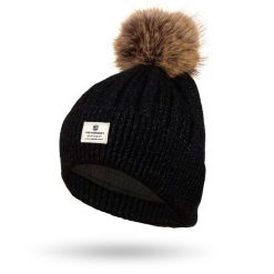 Czapka zimowa Peterson PTN HAT-09 czarny. Czarne czapki zimowe Peterson, bez wzorów, z futra, eleganckie. Za 37.99 zł.